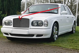Bentley Arnage Red Label with red ribbons
